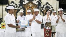 Bupati Tamba Apresiasi Semangat Krama Desa, Gelar Karya Ngenteg Linggih Pura Desa dan Pura Puseh Desa Adat Dharma Laksana Karya Ngenteg Linggih