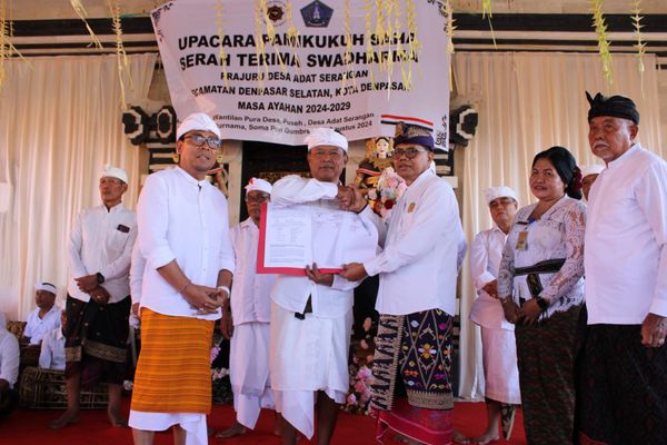 Pengukuhan Bendesa Adat dan Prajuru Adat