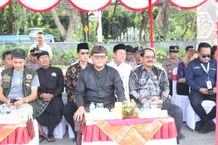 Sekda Alit Wiradana Hadiri Apel Gelar Pasukan Operasi Mantap Praja Agung 2024 Operasi Mantap Praja Agung 2024