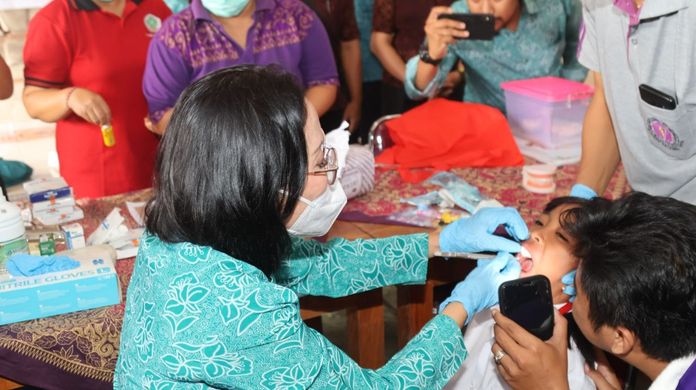 Ajarkan Cara Menggosok Gigi yang Benar