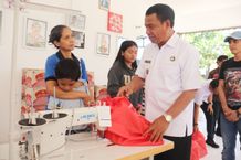 Wujudnyatakan Rasa Berbagi, Pj Bupati Buleleng Kunjungi dan Serahkan Bantuan ke LKSA Serahkan Bantuan