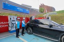Selama Gelaran HUT RI di IKN, 18 SPKLU PLN Layani 340 Transaksi Pengisian Mobil Listrik SPKLU