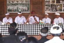 Bupati Sanjaya Hadiri Mepekeling dan Rapat Nyanggra Pujawali Pura Luhur Batukau Tabanan Mepekeling dan Rapat Nyanggra Pujawali