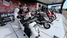 AHM Ramaikan MotoGP Mandalika 2024 dengan Booth Honda & Motor Listrik AHM di Mandalika