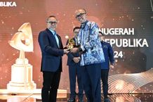 Komitmen Jalankan Bisnis Berkelanjutan, PLN Sabet Dua Penghargaan ESG Penghargaan