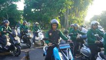 Meriahkan Hari Pelanggan Nasional 2024, PLN Kolaborasi Bersama Komunitas Motor Listrik Akan Adakan Touring Keliling Kota Denpasar Touring EV