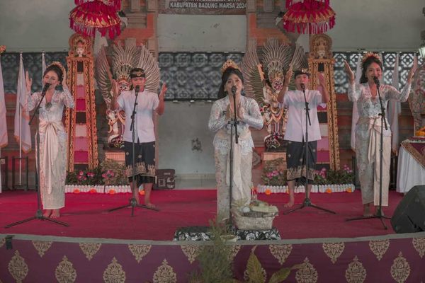 Utsawa Dharma Gita