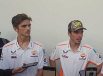 Duo Repsol Honda, Luca Marini dan Joan Mir, Siap Tempur di MotoGP Mandalika 2024 Luca Marini dan Joan Mir