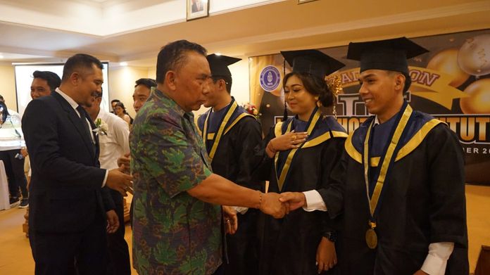 Wisuda LPK Negara Hotel Institute