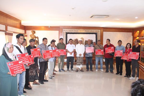 bantuan sosial