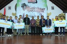 Sekda Alit Wiradana Tutup Kompetisi Debat Mahasiswa Jawa Pos Radar Bali 2024 Kompetisi Debat Mahasiswa