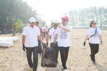 Sinergi Pemkot Bersama Komunitas dan Pelaku Usaha, Wali Kota Jaya Negara Gaungkan Aksi Bersih-Bersih dan Pilah Sampah kegiatan bersih-bersih