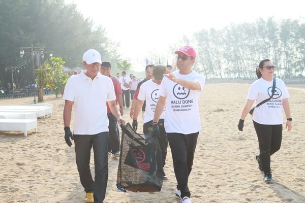 kegiatan bersih-bersih