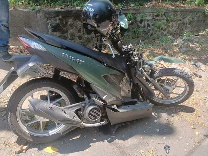 Tabrakan di Karangasem