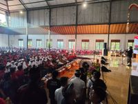 Ribuan Warga Gerogak Buleleng Antusias Menangkan Koster-Giri Koster-Giri