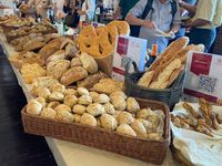 Paduan Roti Artisan Dengan Wine Pada Perayaan Mediteranian Bread & Wine Festival 2024 Roti Artisan