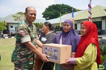 Danrem 163/Wira Satya Hadiri Kegiatan Bakti Sosial, Karya Bakti, dan Donor Darah Danrem 163/Wira Satya Hadiri Kegiatan Bakti Sosial, Karya Bakti, dan Donor Darah