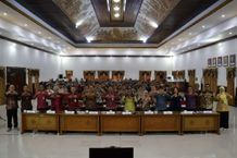 Pemkab Buleleng Raih Penghargaan 100 Persen Penyelesaian Disparitas Data Disparitas Data