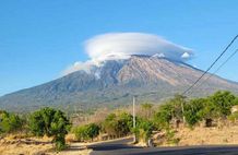 Kebakaran Kembali Melanda Hutan Lereng Gunung Agung Gunung Agung