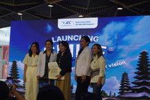 JEC-Bali @ Denpasar Kenalkan Teknologi ReLEx® SMILE untuk Koreksi Gangguan Refraksi Mata JEC SMILE