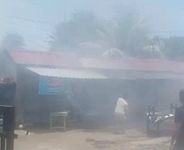 Empat Kios di Seraya Barat Terbakar, Kerugian Capai Puluhan Juta Kios Kebakaran