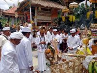 Desa Adat Sebudi Bangun Kembali Pura Swagina Setelah Setengah Abad Rusak Pura Swagina