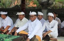 Sekda Alit Wiradana Hadiri Karya Ngeratep Sesuhunan Pura Kahyangan Desa Adat Sanur Sanur
