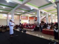 Kampanye di Seririt, Wayan Koster Mendadak Minta Stop Sejenak, Alasannya Bikin Sejuk Hati dan Damai kOSTER
