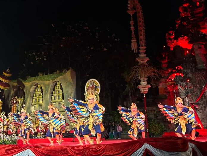Parade Gong Kebyar Parade Gong Kebyar