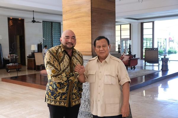 Debat Perdana