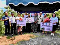 Pj Bupati Lihadnyana Ajak Sekolah Turut Serta Membantu Sesama di Buleleng Pj Bupati Lihadnyana