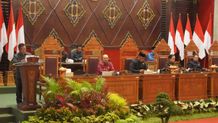 Dewan Karangasem Sepakati Ranperda APBD 2025 Tanpa Kehadiran Bupati DPRD karangasem