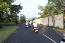 Ini Tips #Cari_Aman Naik Motor Matic di Jalan Turunan Motor Matic di Turunan