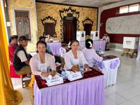 Potret Kondusifnya Pilkada Serentak di Buleleng, Ada TPS yang Seluruh Anggota KPPSnya Diisi Perempuan tps