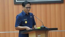 Pjs. Bupati Jembrana Sampaikan Jawaban Eksekutif atas Pandangan Umum Fraksi DPRD Pjs. Bupati Jembrana