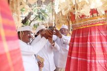 Penyineban Karya Padudusan Agung lan Ngenteg Linggih di Pura Agung Jagatnatha Denpasar Didahului Upacara Nyenuk Karya Padudusan Agung lan Ngenteg Linggih