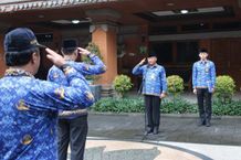 Sekda Alit Wiradana Pimpin Apel HUT Ke-53 KORPRI HUT Ke-53 KORPRI