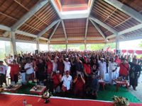 Wayan Koster Rancang Program Shuttle Bus Murah Singaraja-Denpasar Program Shuttle Bus Murah