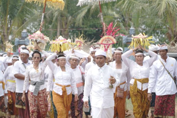 Ngenteg Linggih Tawur Balik Sumpah