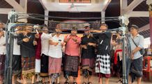 Peresmian Tiang Bersama di Desa Adat Intaran, untuk Tertibkan Infrastruktur Kabel dan Tiang Semrawut Peresmian Tiang Bersama