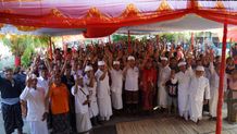 Lestarikan Budaya Bali, Koster-Giri Siap Perjuangkan Rp500 juta untuk Desa Adat, Bersumber dari PAD Baru Koster Giri