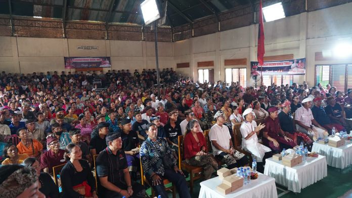 Perkuat Desa Adat, Ribuan Warga Busungbiu Bertekad Menangkan Koster-Giri Perkuat Desa Adat