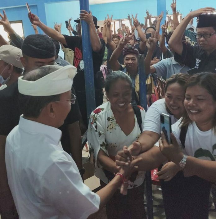 Koster-Giri Lebih Memilih Menyapa Masyarakat dan Tawarkan Program Koster Giri
