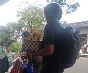 Satu Prelingga Hyangdewa Milik Rombongan Meajar-Ajar Tertinggal di Lempuyang Prelingga Hyangdewa