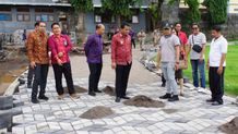 Pj Bupati Lihadnyana Sesalkan Keterlambatan Penyelesaian Proyek Jogging Track GOR Bhuana Patra Proyek Jogging Track