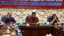 Rapat Renbis Perumda THB, Pj Bupati Lihadnyana Tekankan Efisiensi dan Pemanfaatan Sumber Air Baku Perumda THB