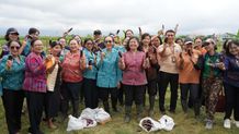 Paramita Lihadnyana Kenalkan Produk UMKM dan Ajak Rombongan PKK Klungkung Panen di Hutan Kota Hutan Kota