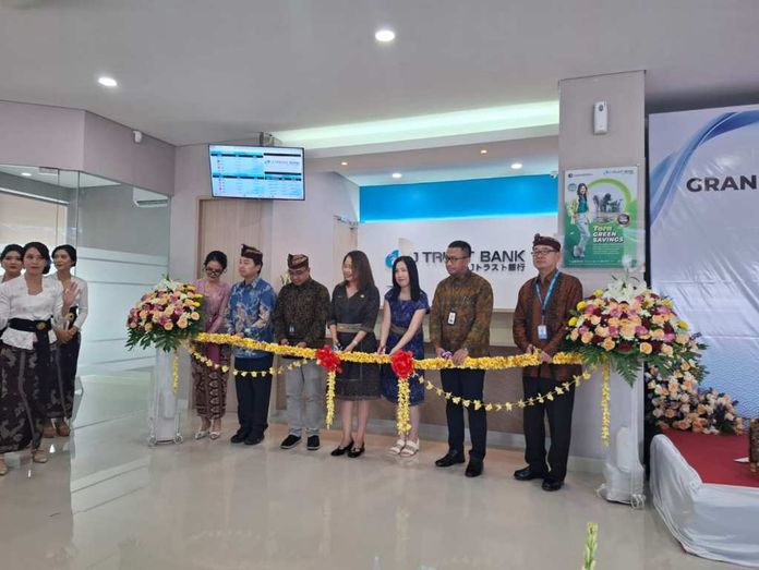 BaliPortalNews_ J Trust Bank J Trust Bank