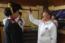 Desa Tegal Harum Kembali Wisuda 38 Lansia Wreda Harum Mahottama, Wujudkan Pemberdayaan Lansia Berkelanjutan Wisuda Lansia Wreda Harum Mahottama