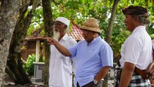 Bupati Tamba Tinjau Warganya Yang Terdampak Bencana Angin Kencang Bupati Tamba